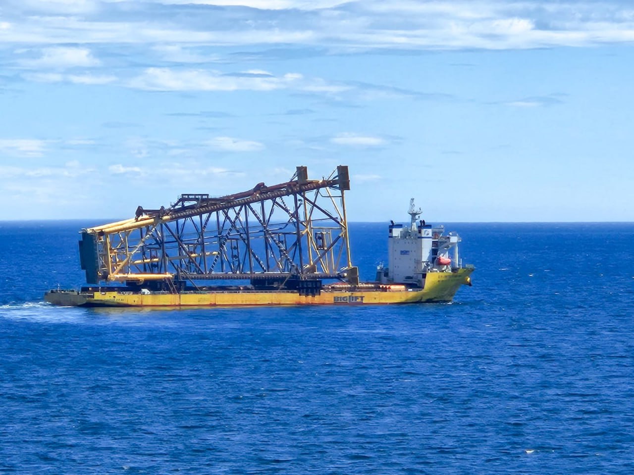 Sosa aclaró que no hay despidos masivos y cuestionó los acuerdos individuales con YPF