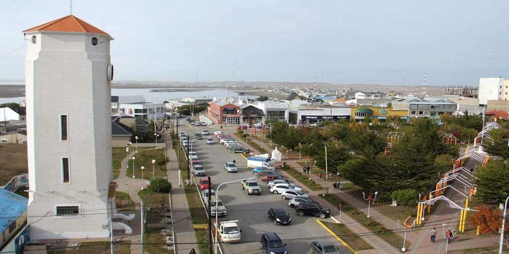 La política en pausa: Iglesias pidió responsabilidad ante la crisis que golpea a comercios y familias