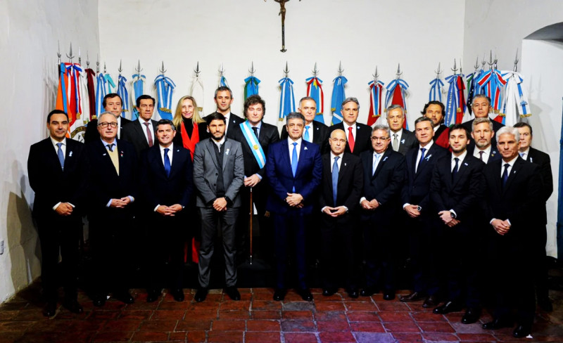 Milei reunirá a 17 gobernadores aliados para avanzar con su agenda de reformas