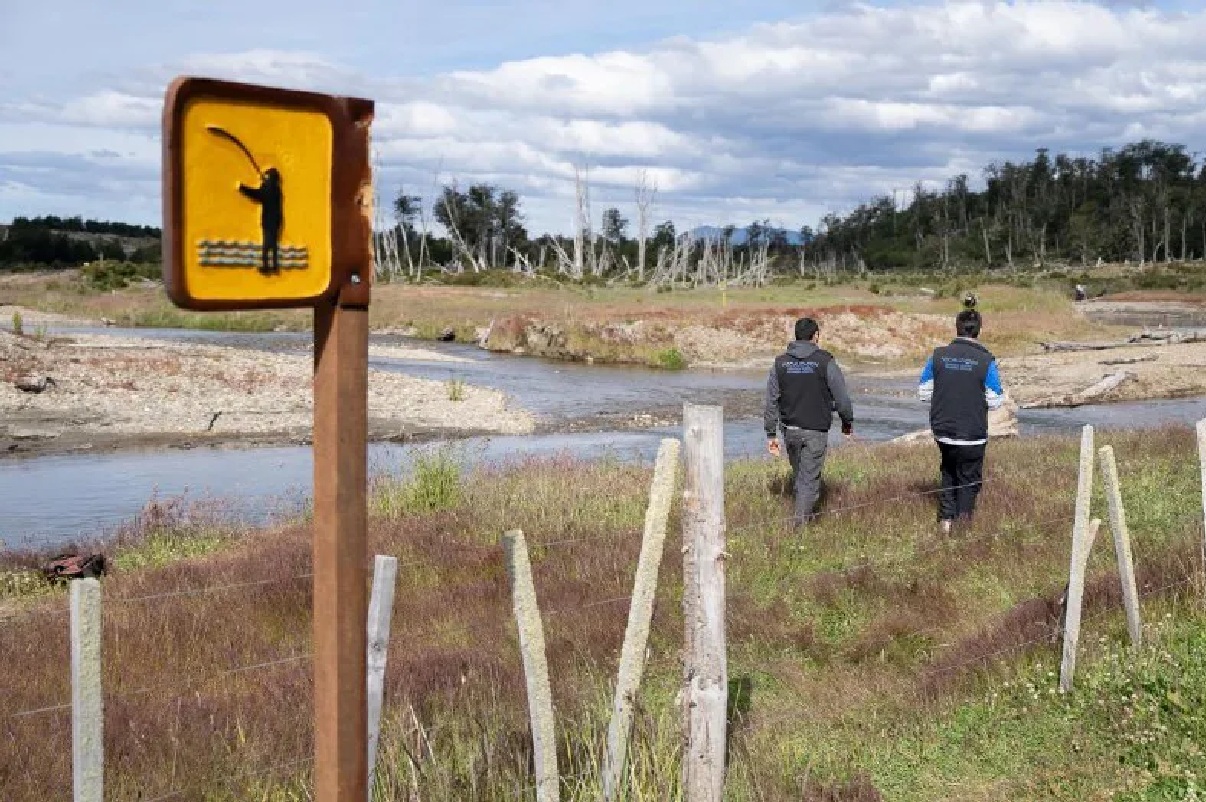 Pesca deportiva en Tierra del Fuego: arranca una nueva temporada con foco en el cuidado ambiental