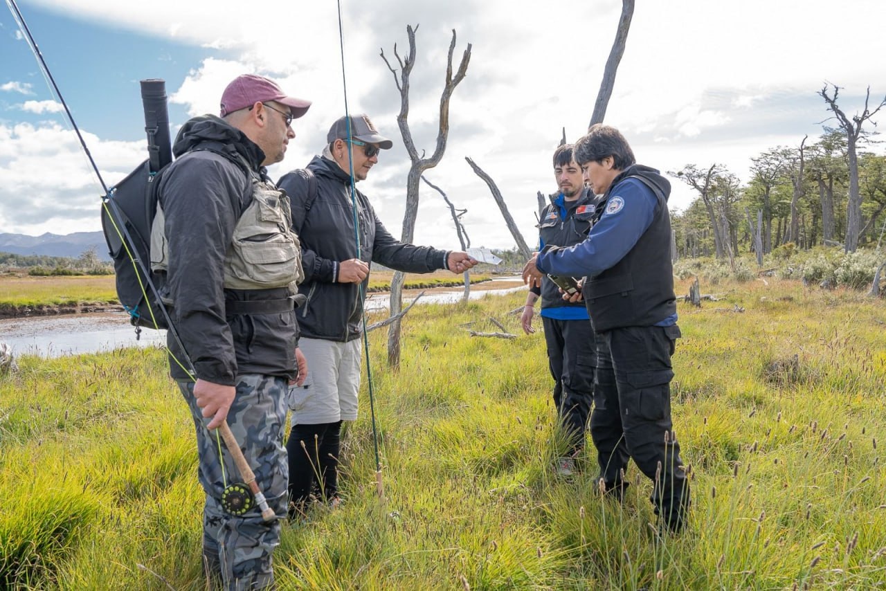 Se abre la temporada de pesca deportiva 2025/2026 en Tierra del Fuego