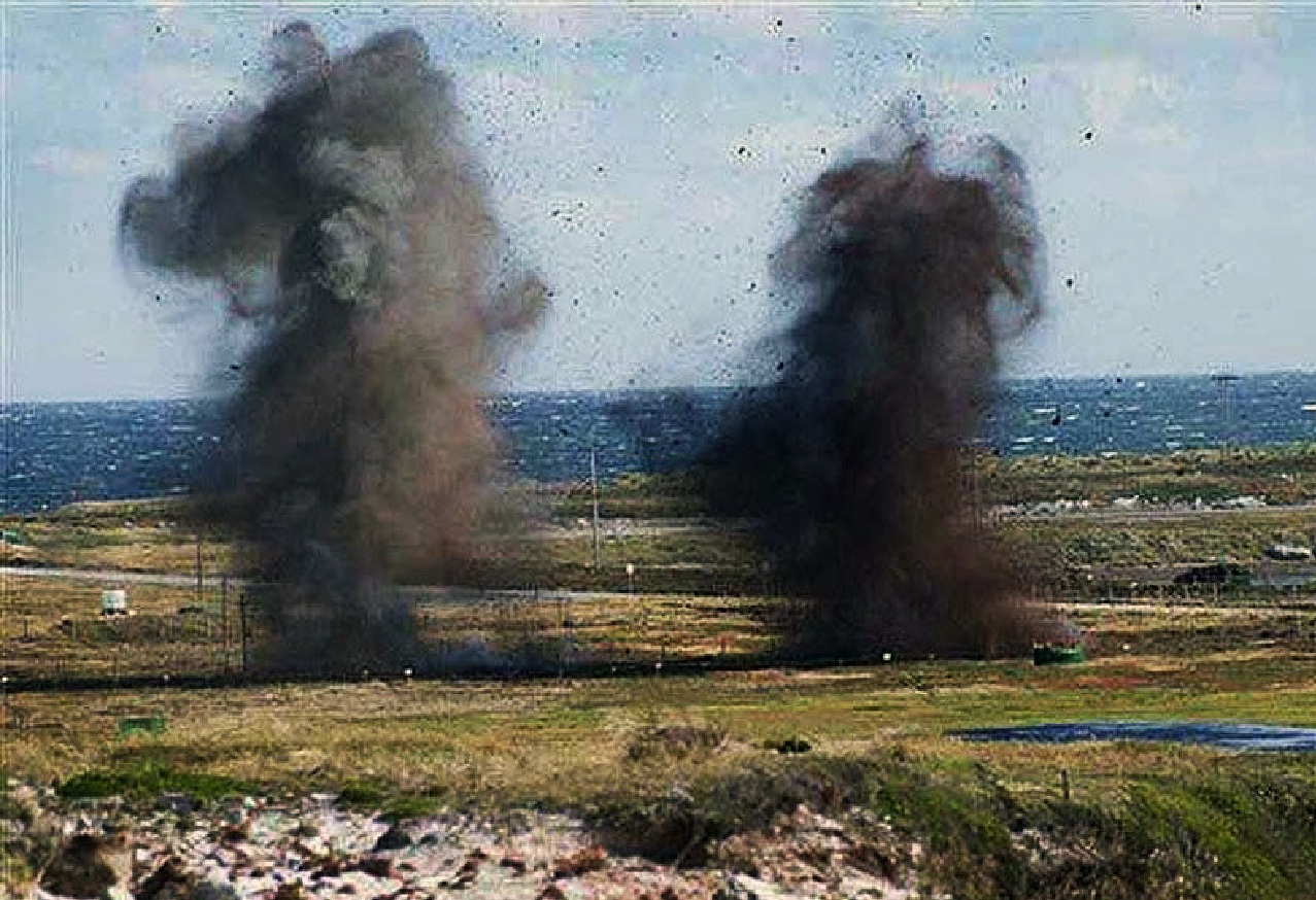 Hallan y destruyen restos explosivos de la guerra en cercanías de Puerto Argentino