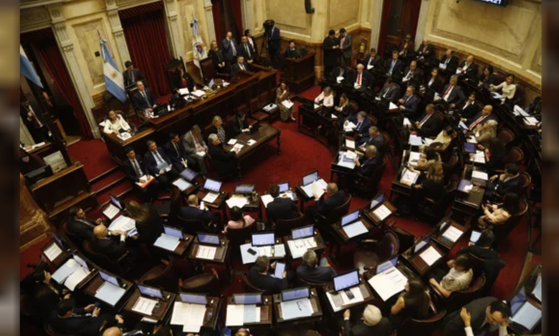 Este viernes juran 23 senadores electos y continúa sin resolución la situación de Lorena Villaverde