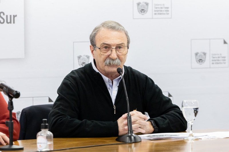 Murcia negó desvío de fondos y cuestionó la intervención nacional en el Puerto de Ushuaia