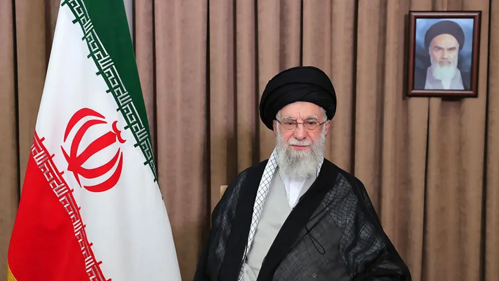 Trump anuncia la muerte del líder supremo iraní Ali Jamenei tras bombardeos de EE.UU. e Israel