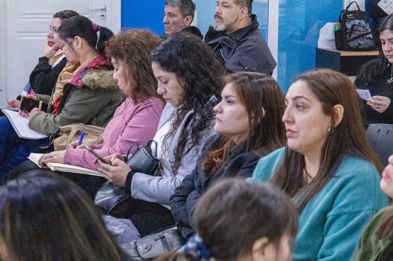 Río Grande impulsa capacitaciones universitarias en salud enfocadas en infancias y adolescencias