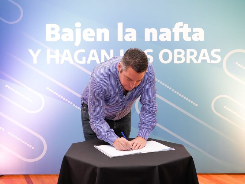 Intendentes reclamaron al Gobierno nacional por combustibles y obra pública: “Bajen las naftas, activen las obras”