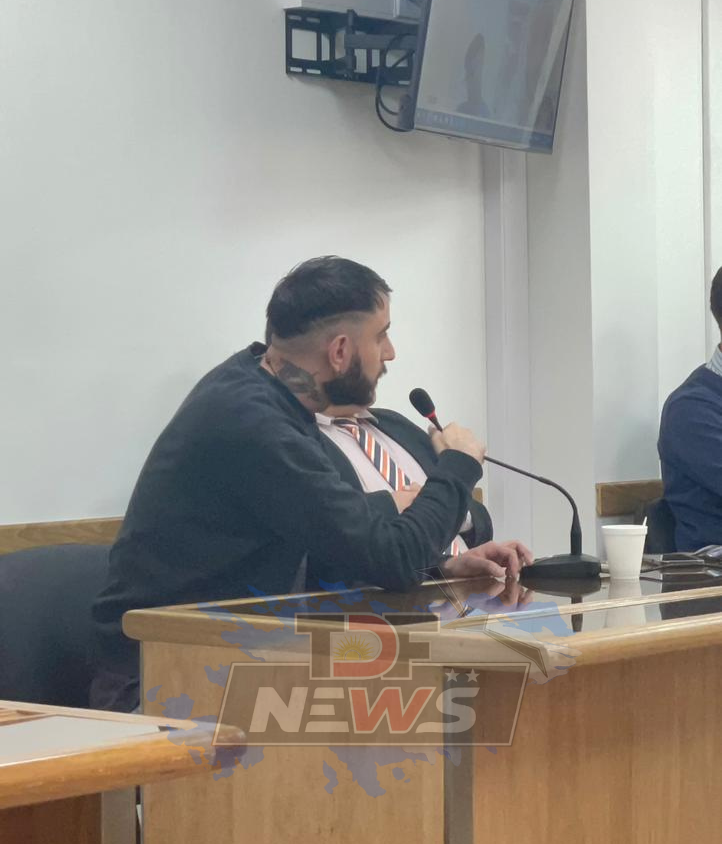 Condena efectiva para uno de los acusados y penas en suspenso para los otros dos por la agresión a policías