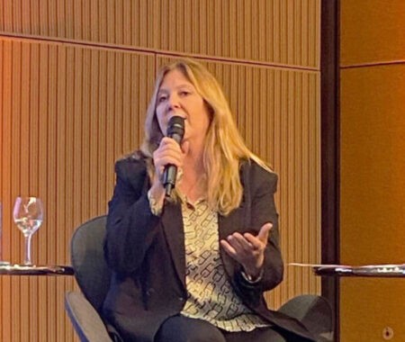 Tito defendió el acuerdo con Velitec y habló de años de caída productiva