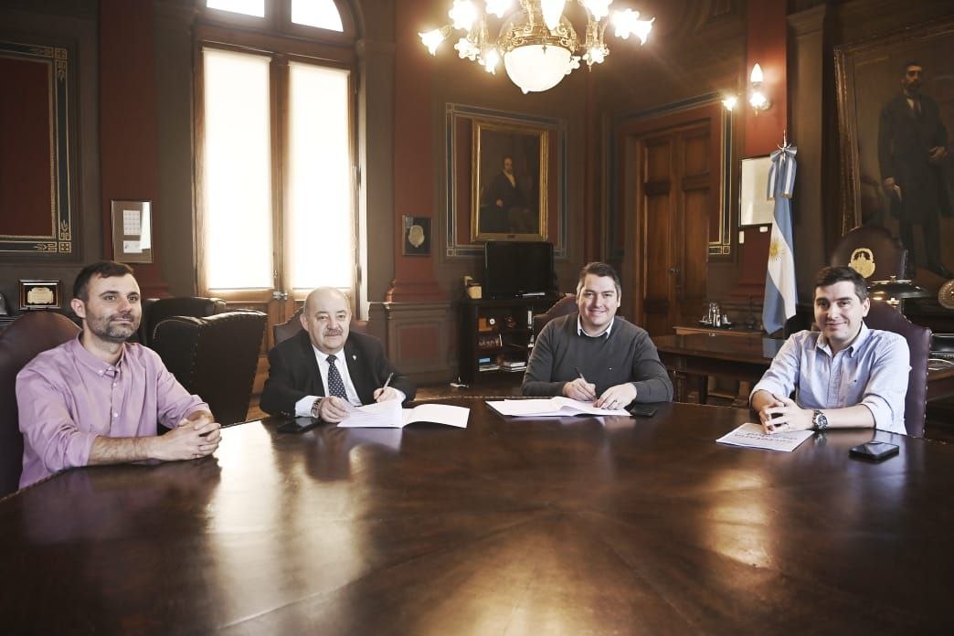 Río Grande y la UNLP refuerzan su vínculo con un nuevo convenio en salud