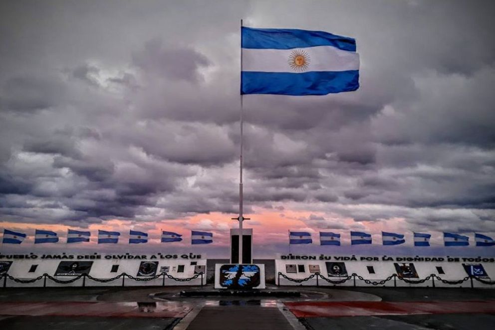 Estados Unidos evalúa revisar su postura sobre Malvinas y tensiona su relación con el Reino Unido