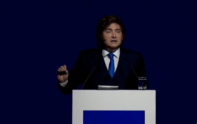 Milei reconoció que el dato de inflación fue negativo, pero sostuvo que la tendencia seguirá bajando