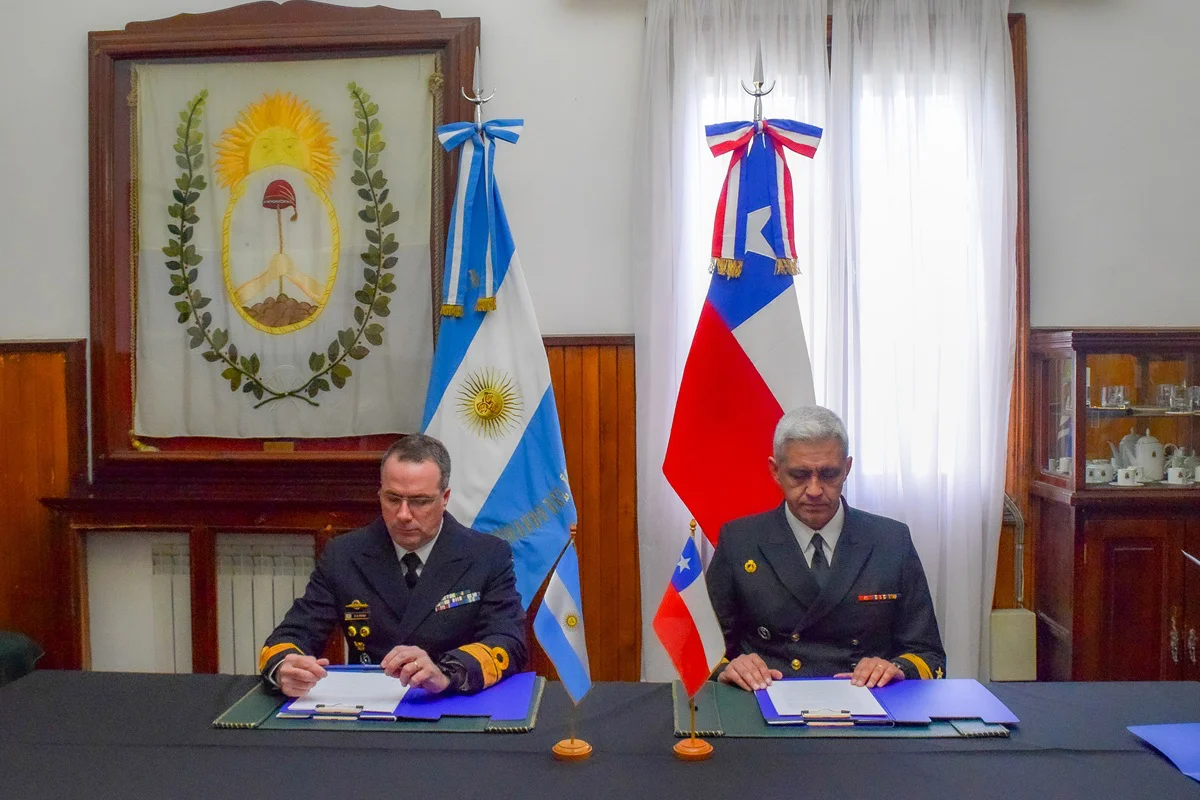 Argentina y Chile evaluaron en Ushuaia el operativo conjunto en la Antártida tras más de cuatro meses de trabajo