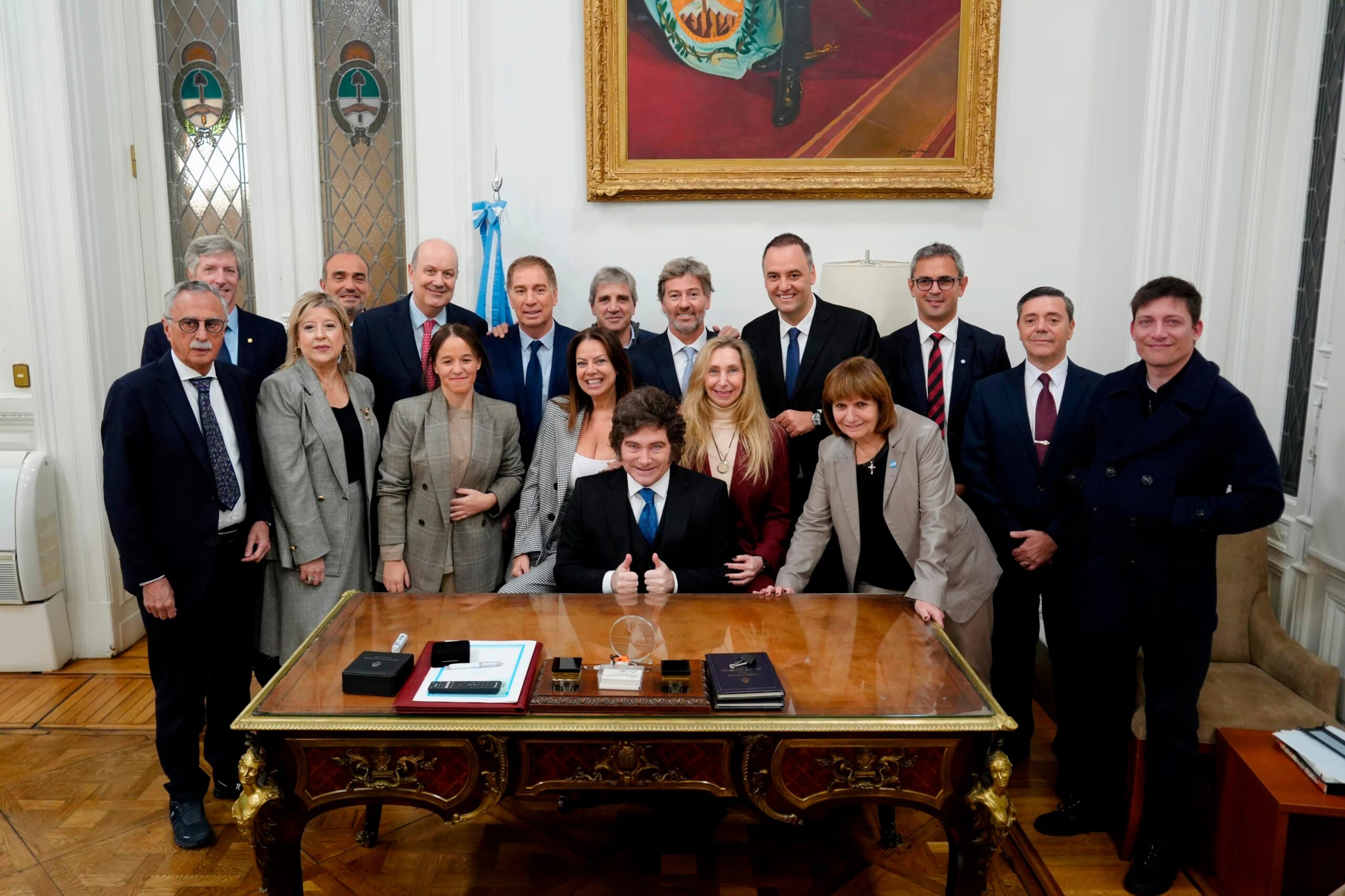 Crece la tensión en La Libertad Avanza por Adorni y Bullrich quedó en el centro de la interna