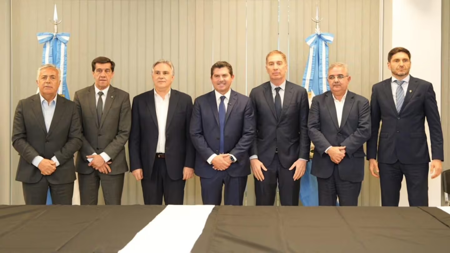 El Gobierno nacional ya negocia acuerdos electorales con más de diez provincias de cara a 2027