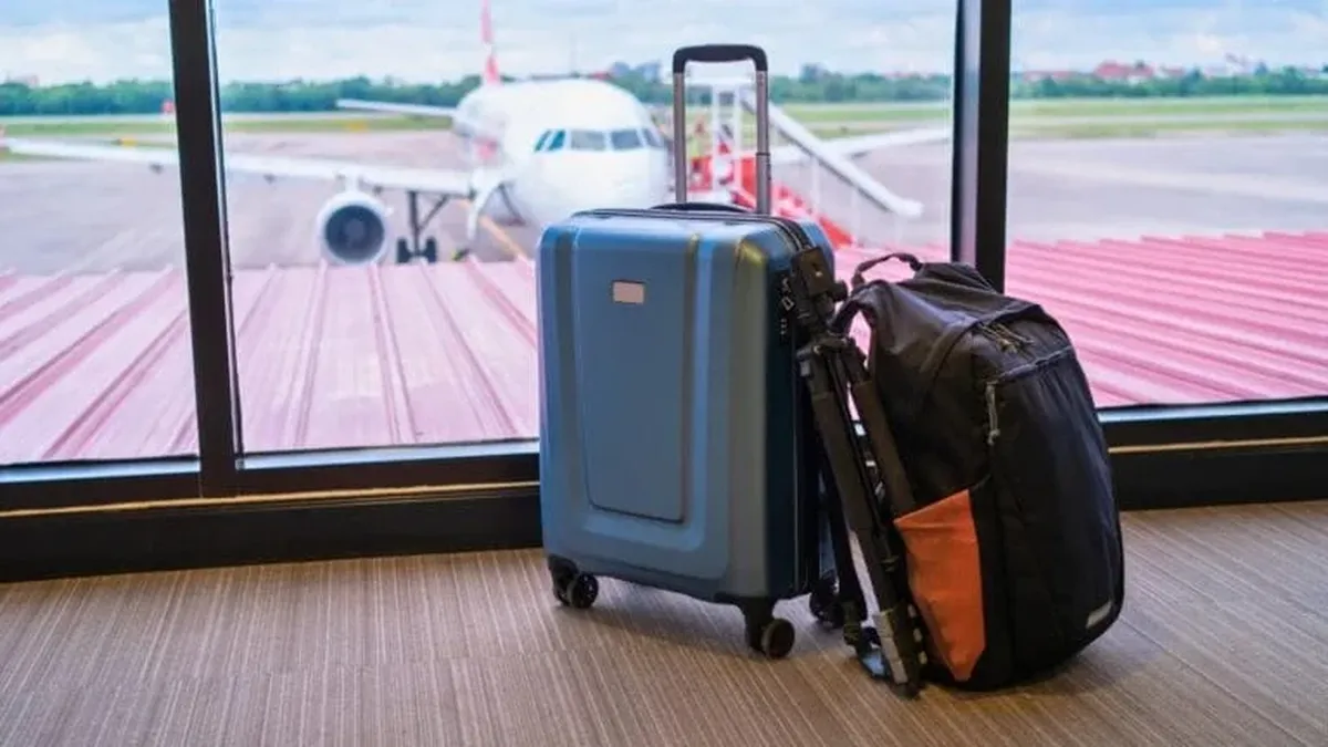Aerolíneas Argentinas eliminó el equipaje de mano gratuito en la tarifa base de vuelos nacionales