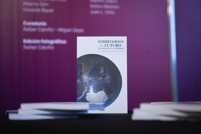 El Municipio invita a acceder al libro “Territorios del Futuro. Atlántico Sur y Antártida”