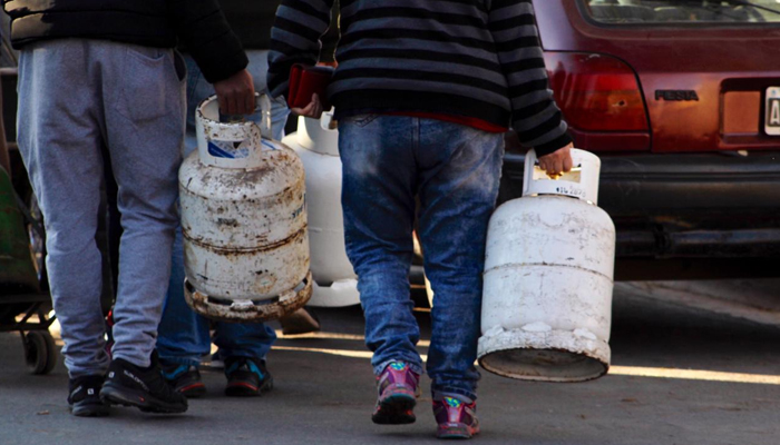 El Gobierno vetó la ley que frenaba los cambios en el subsidio al gas envasado