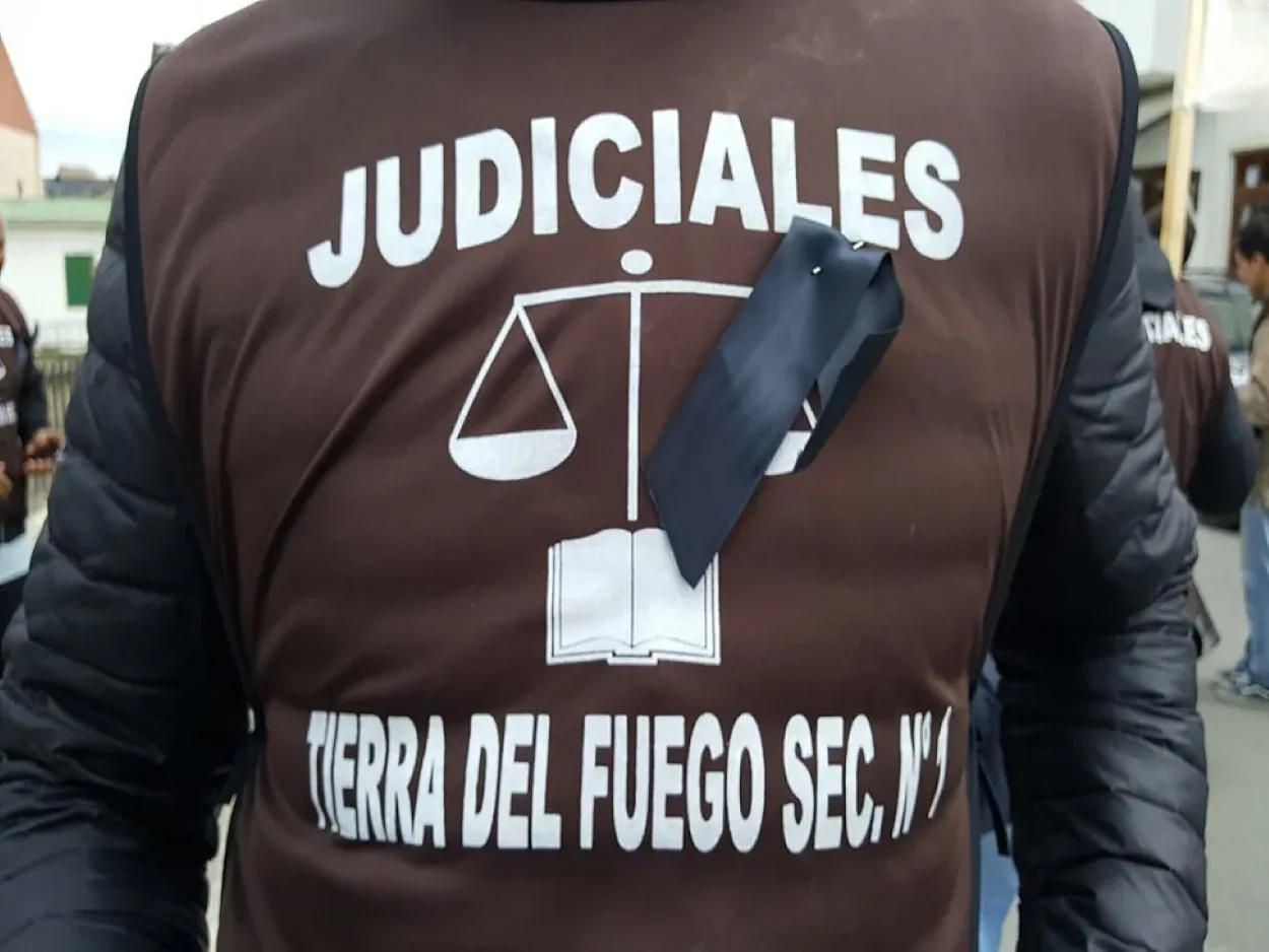 Judiciales fueguinos iniciaron una medida de fuerza por tiempo indeterminado
