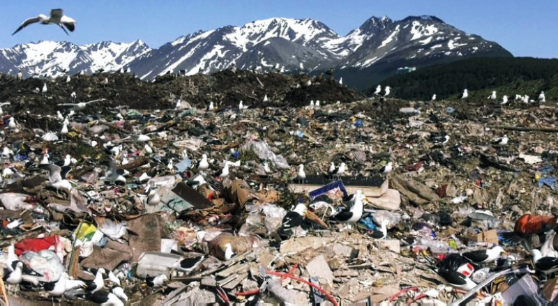 Neutralizaron el derrame de mercaptano en la zona del relleno sanitario de Ushuaia
