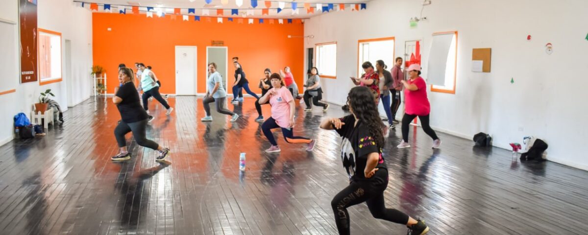 Gobierno continúa con actividades recreativas y educativas en espacios comunitarios de Río Grande