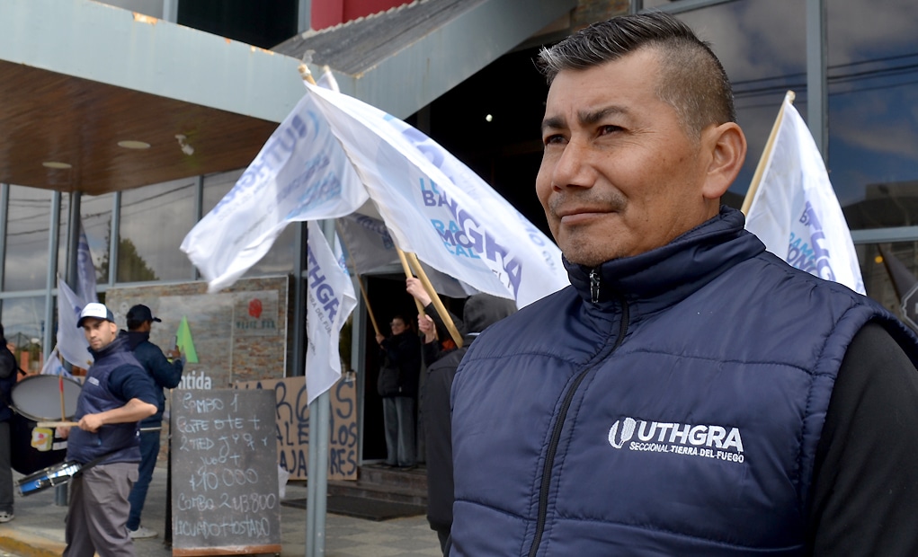 UTHGRA mantiene sus reclamos por salarios adeudados en el Hotel Atlántida y advierte una crisis más amplia en el sector