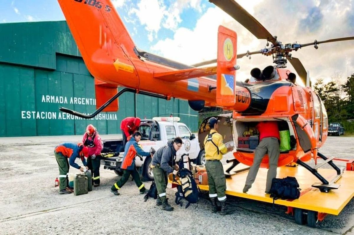 Rescataron a una escaladora de Río Grande tras un complejo operativo en el cerro Bonete