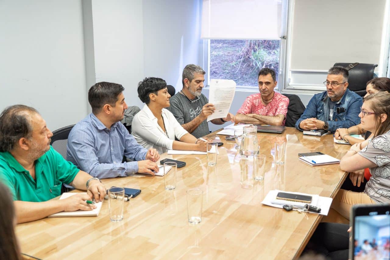 Convocaron al SUTEF a una nueva reunión técnica en medio del conflicto salarial docente