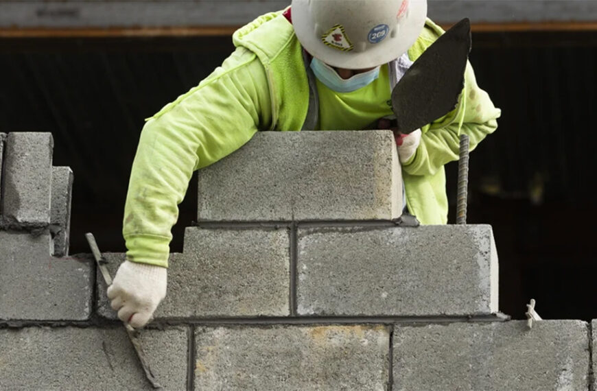 La construcción creció 4,1% en mayo, mientras la&hellip;