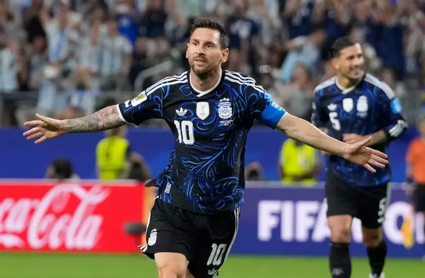 Argentina pidió jugar con la camiseta azul ante&hellip;
